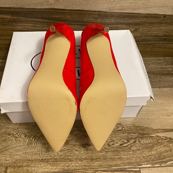 Steve Madden Red Stilettos - Picture 8 of 10